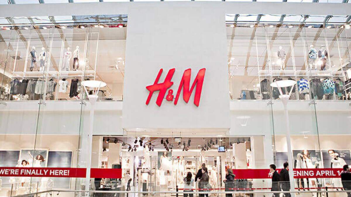 В Китае начали закрывать магазины H&M из-за заявления о хлопке В Китае начали закрывать магазины H&M из-за заявления о хлопке