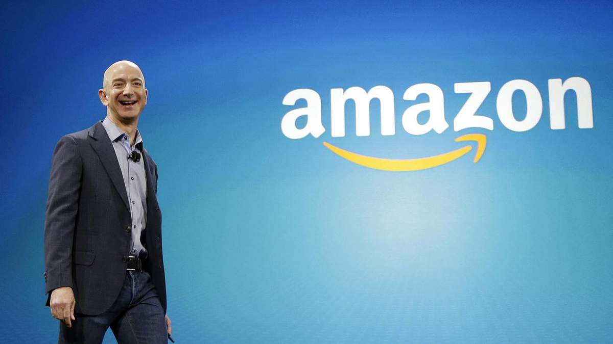 Логотип Amazon: Джефф Безос був у захваті і сказав смішну фразу Логотип Amazon: Джефф Безос був у захваті і сказав смішну фразу